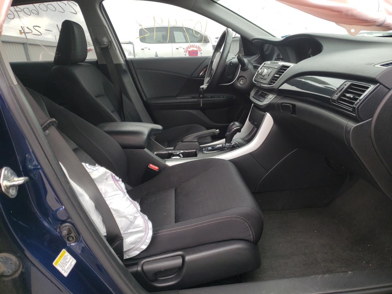 Photo 5 from auction – 2015 HONDA ACCORD SPO with VIN 1HGCR2F58FA181547