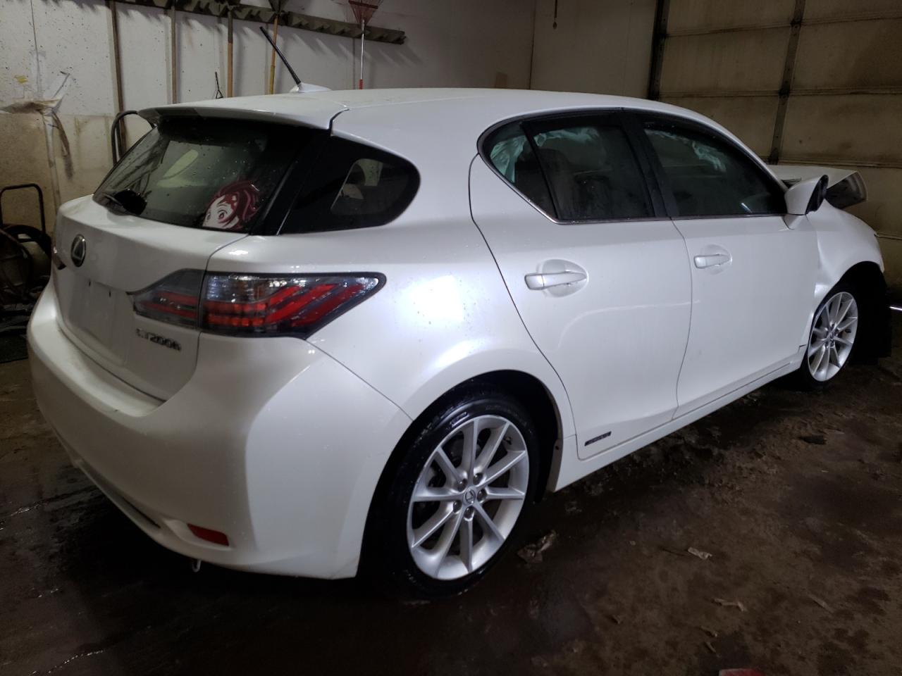 Photo 4 from auction – 2013 LEXUS CT 200 with VIN JTHKD5BH5D2129356