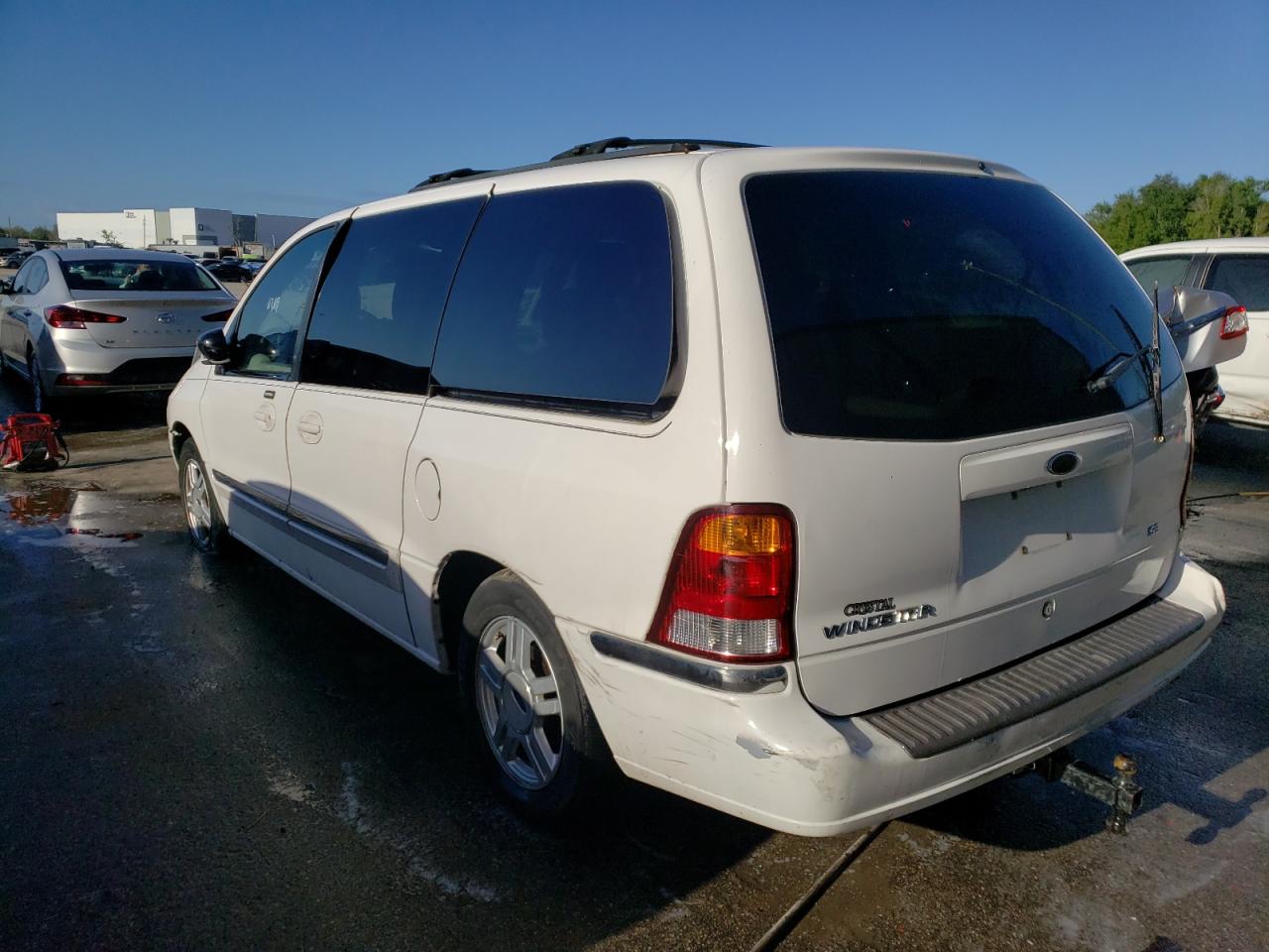 Photo 3 from auction – 2002 FORD WINDSTAR S with VIN 2FMZA52432BA70204