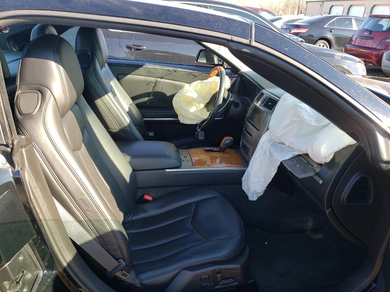 Photo 5 from auction – 2004 CADILLAC XLR with VIN 1G6YV34A545602946