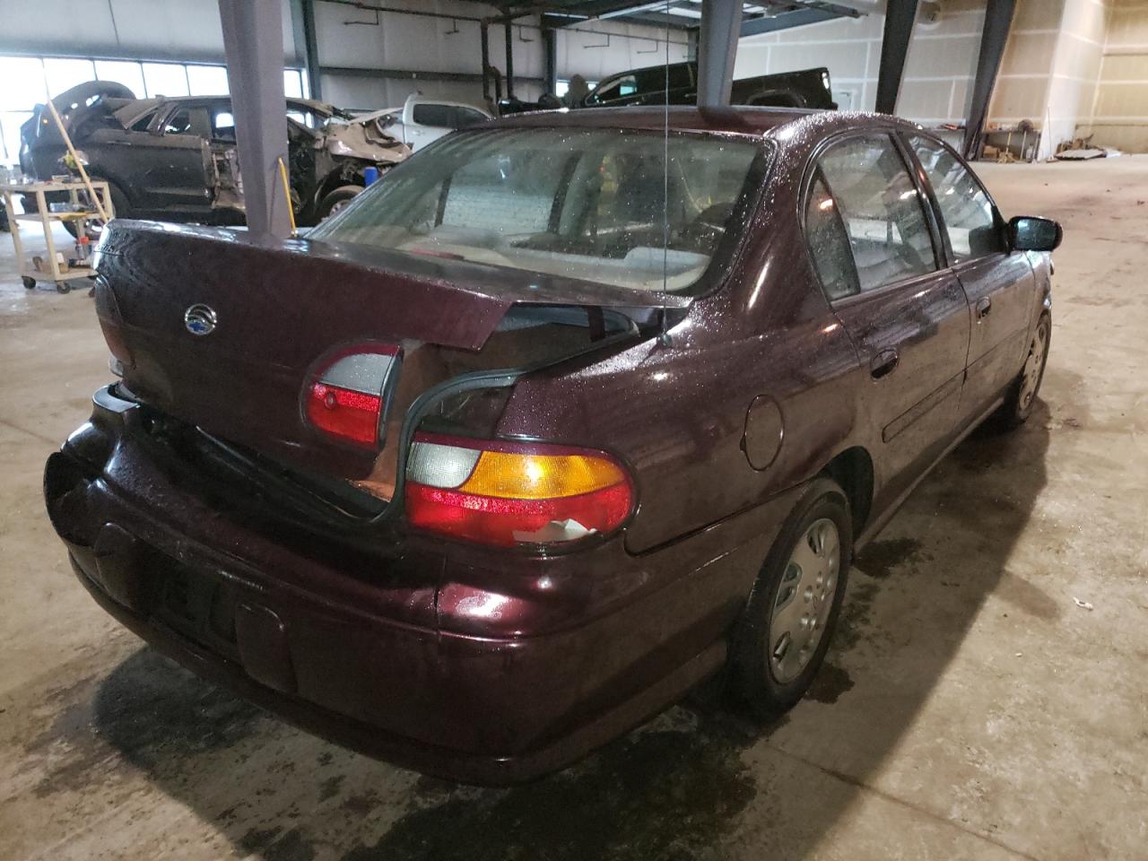 Photo 4 from auction – 1998 CHEVROLET MALIBU with VIN 1G1ND52M8W6156857