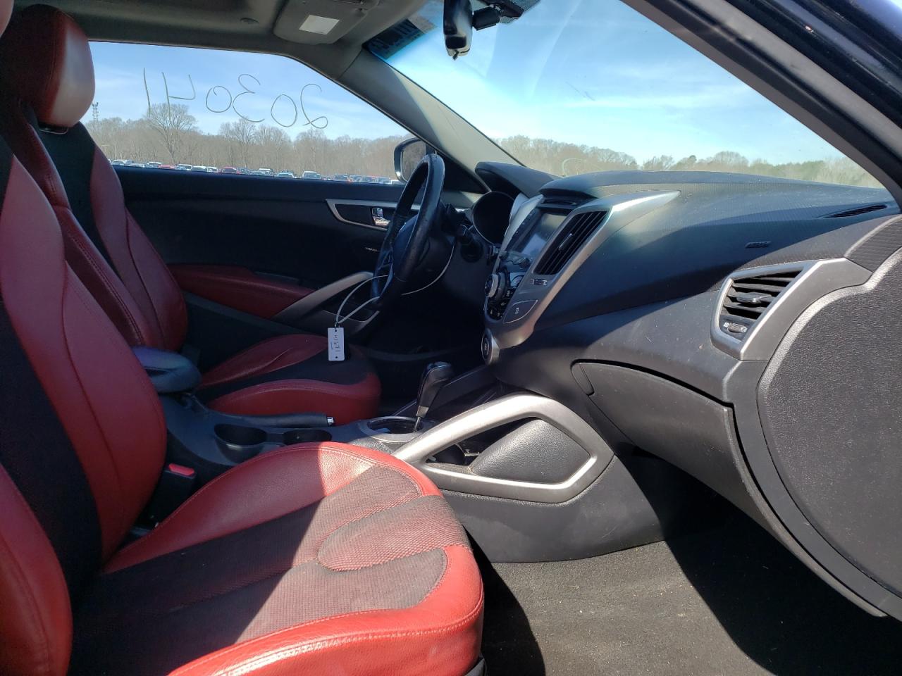Photo 5 from auction – 2012 HYUNDAI VELOSTER with VIN KMHTC6AD6CU078185