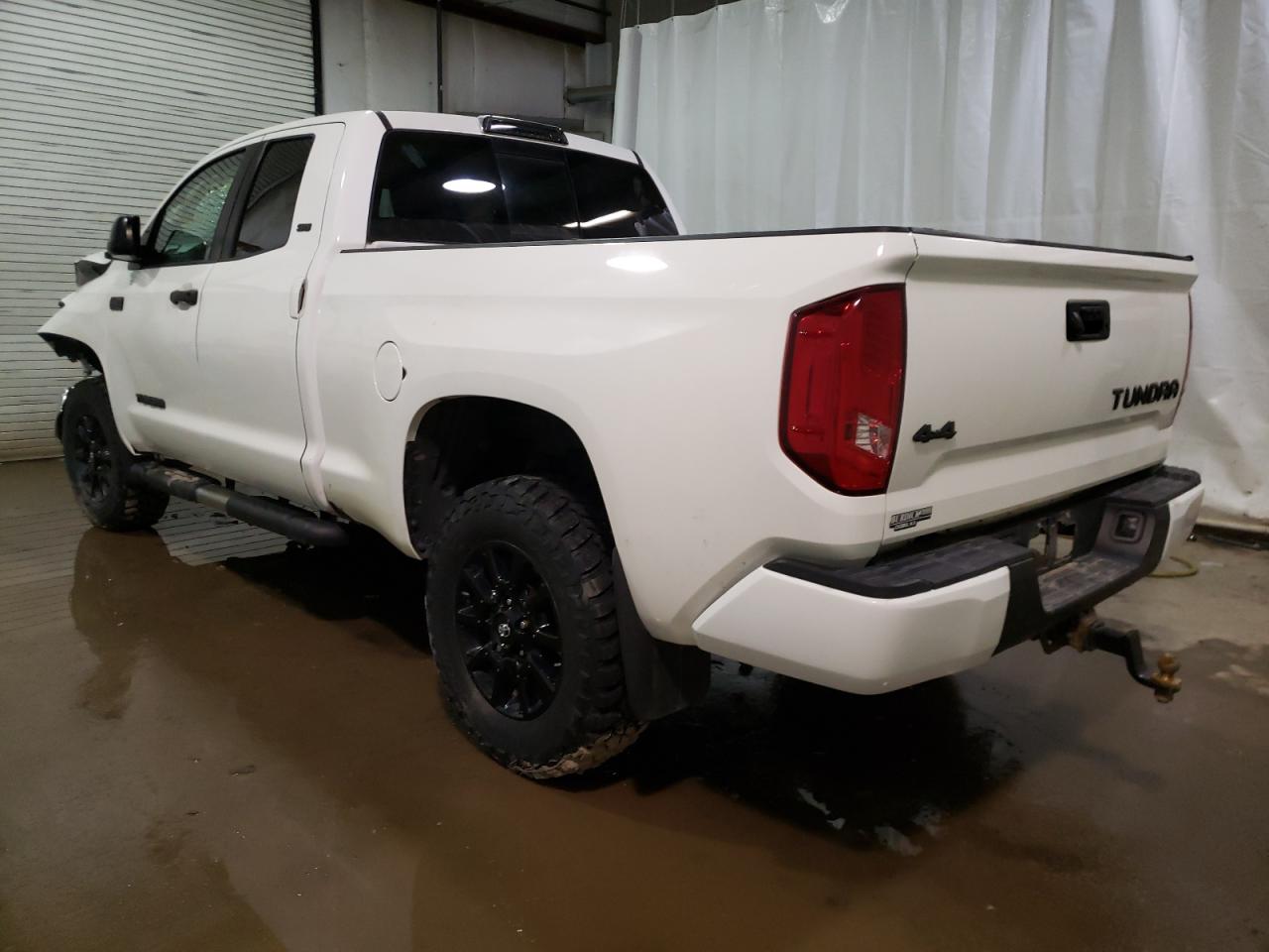 Photo 3 from auction – 2014 TOYOTA TUNDRA DOU with VIN 5TFUY5F11EX404561