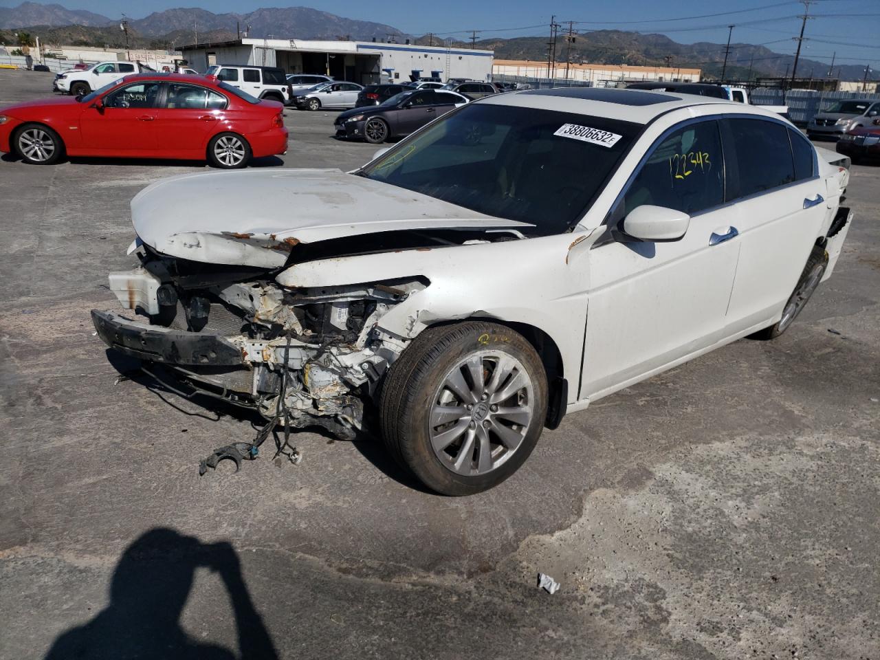 Photo 2 from auction – 2012 HONDA ACCORD EXL with VIN 1HGCP3F84CA026561