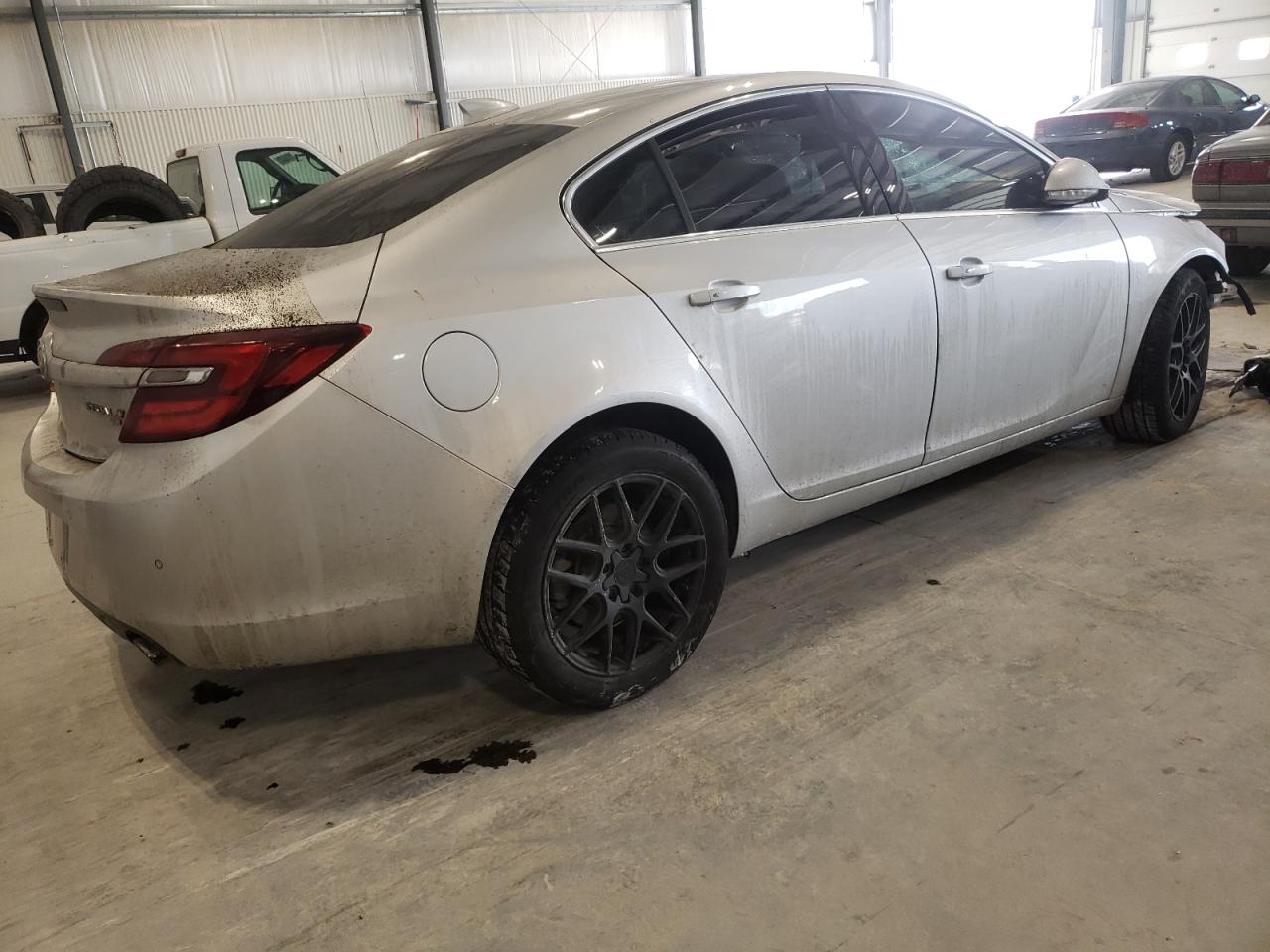 Photo 4 from auction – 2016 BUICK REGAL PREM with VIN 2G4GR5EX9G9162454