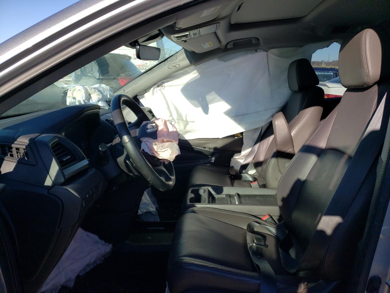 Photo 5 from auction – 2018 HONDA ODYSSEY EX with VIN 5FNRL6H74JB007118