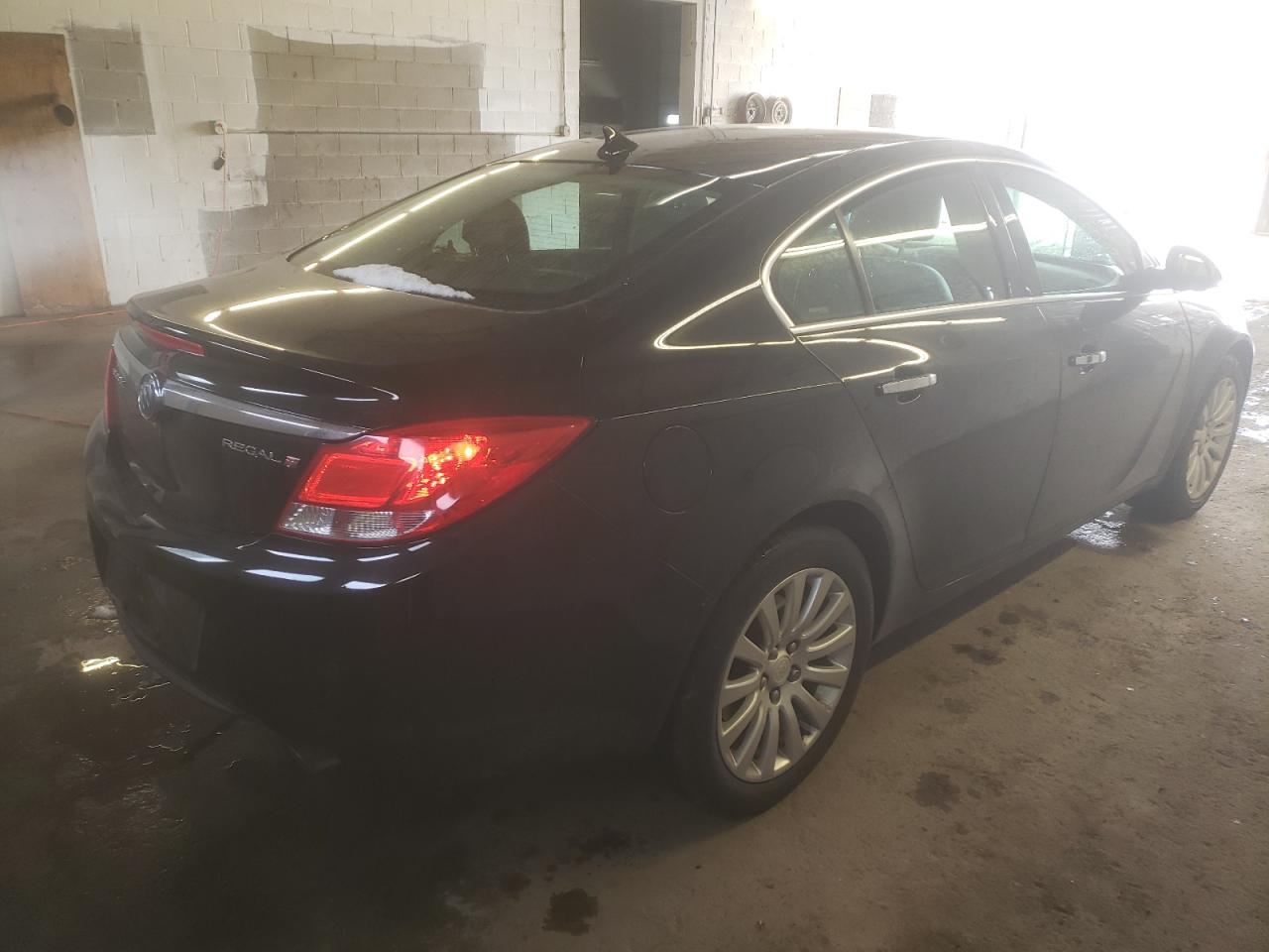 Photo 4 from auction – 2012 BUICK REGAL PREM with VIN 2G4GS5EVXC9213585