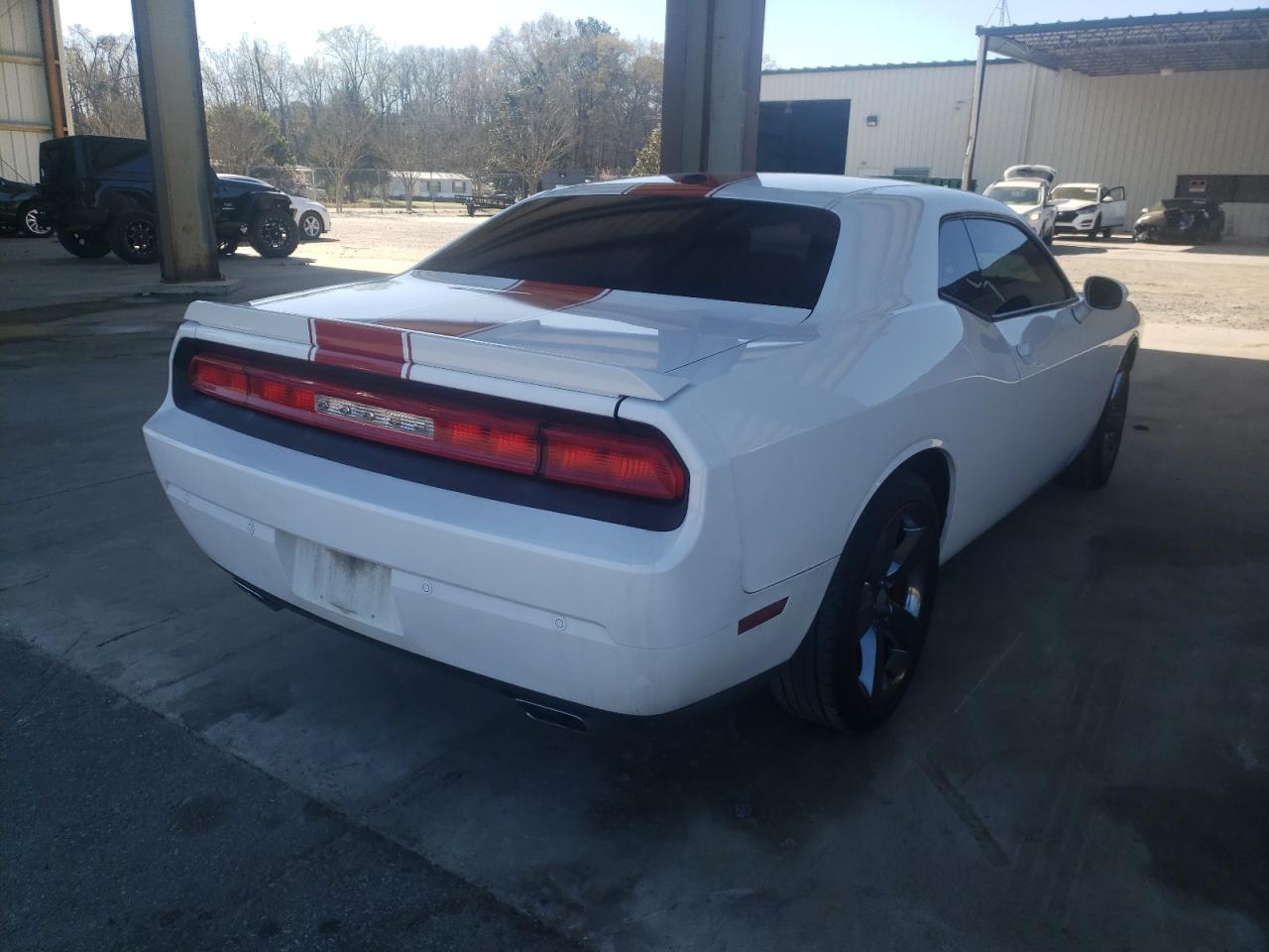 Photo 4 from auction – 2013 DODGE CHALLENGER with VIN 2C3CDYAGXDH650875