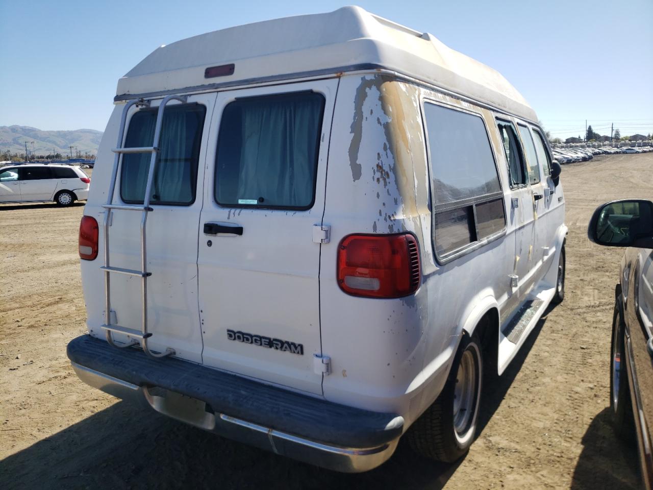 Photo 17 from auction – 1994 DODGE RAM VAN B2 with VIN 2B7HB21YXRK567339