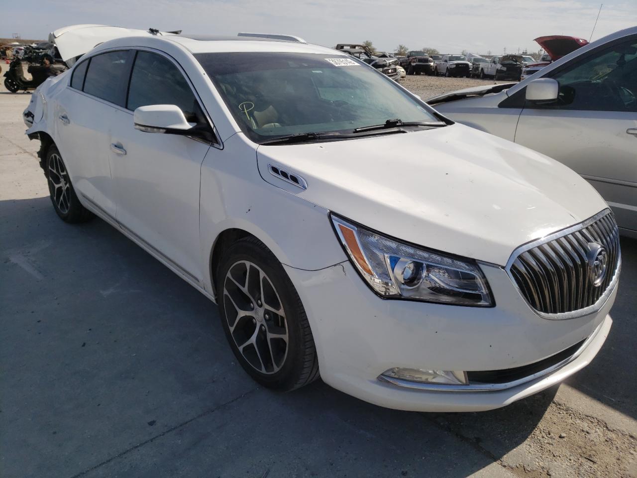 BUICK LACROSSE S 2016 with VIN 1G4G45G34GF223869 - Photo from auction