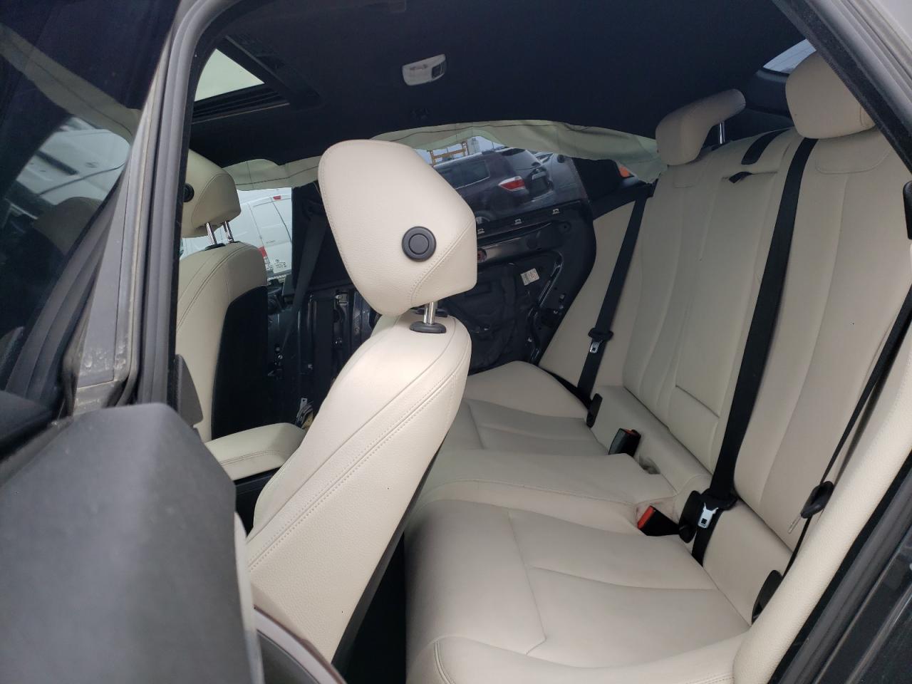 Photo 6 from auction – 2015 BMW 428 I GRAN with VIN WBA4A9C56FGL87001