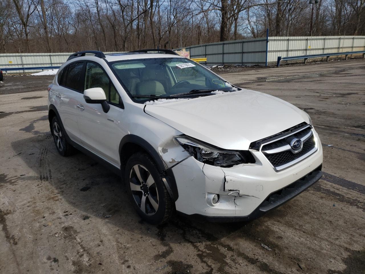 SUBARU XV CROSSTR 2014 with VIN JF2GPBKC4EH250476 - Photo from auction