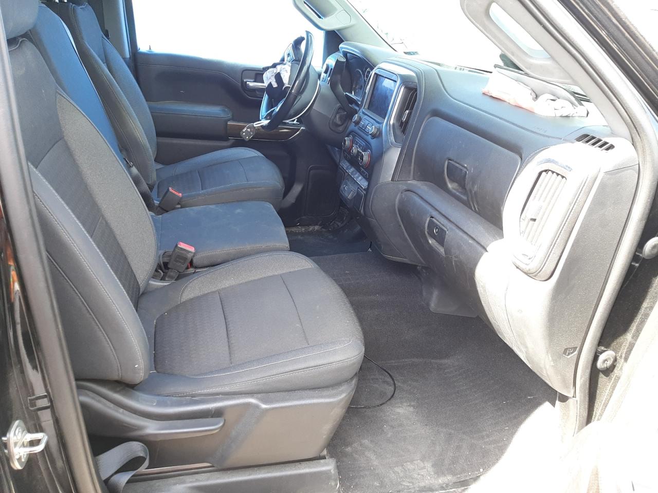 Photo 5 from auction – 2020 CHEVROLET SILVERADO with VIN 3GCUYEED0LG148913