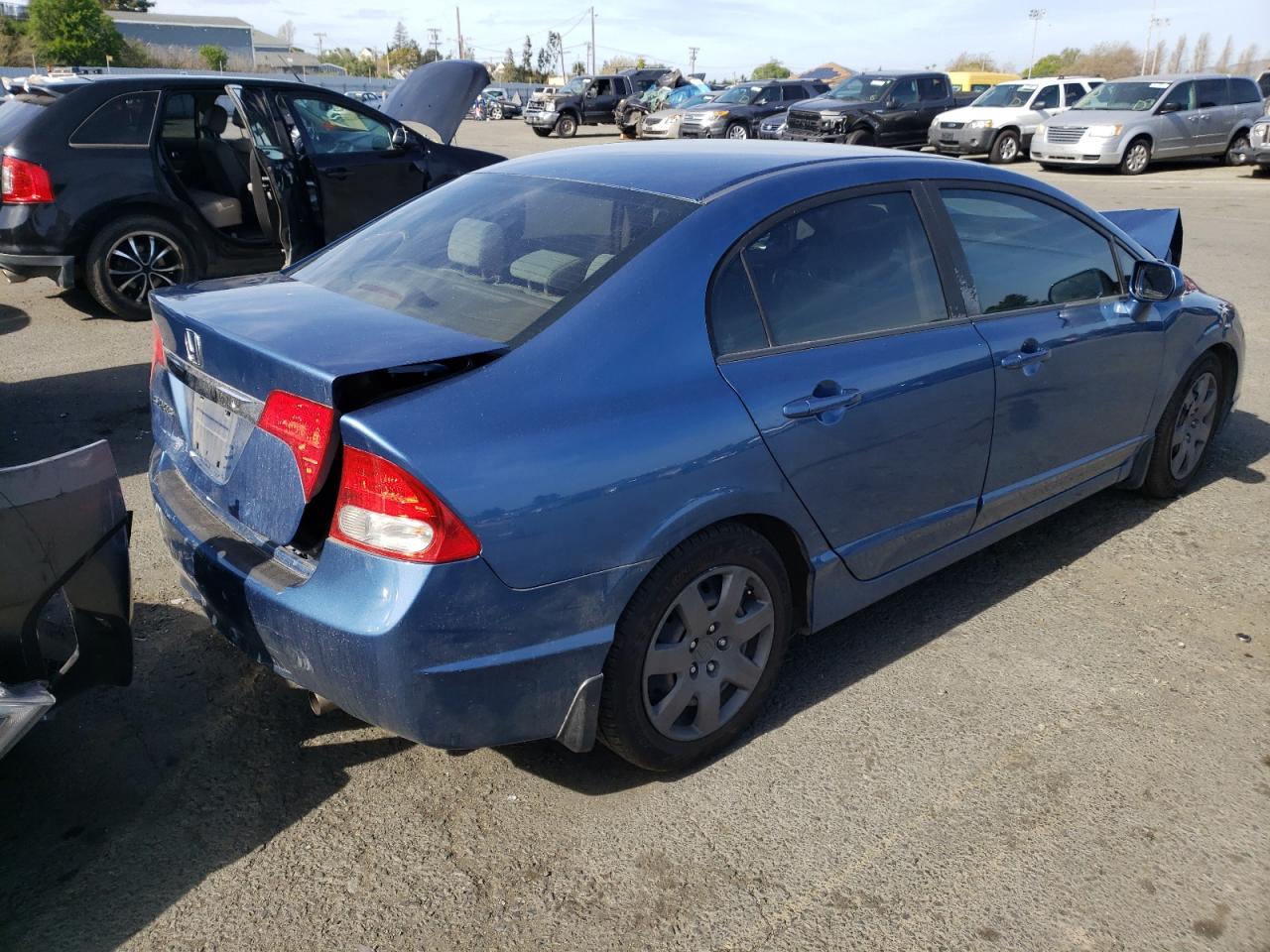 Photo 4 from auction – 2009 HONDA CIVIC LX with VIN 19XFA16579E052309