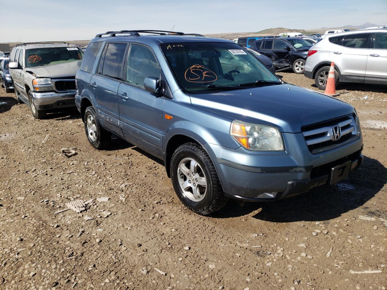 HONDA PILOT EX 2006 with VIN 5FNYF18546B011813 - Photo from auction