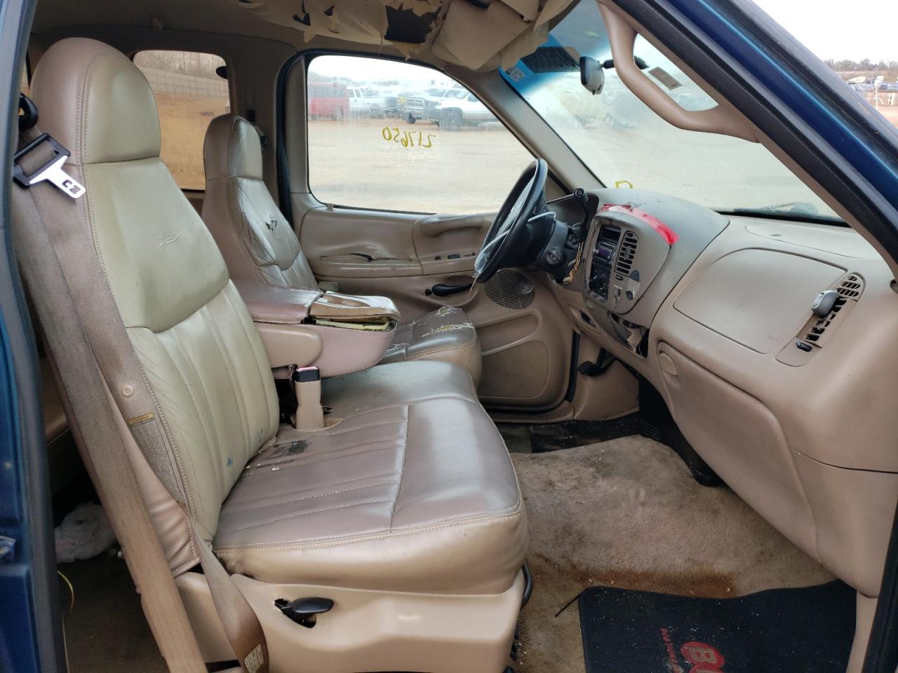 Photo 5 from auction – 1997 FORD F150 with VIN 1FTDX07W3VKC18341