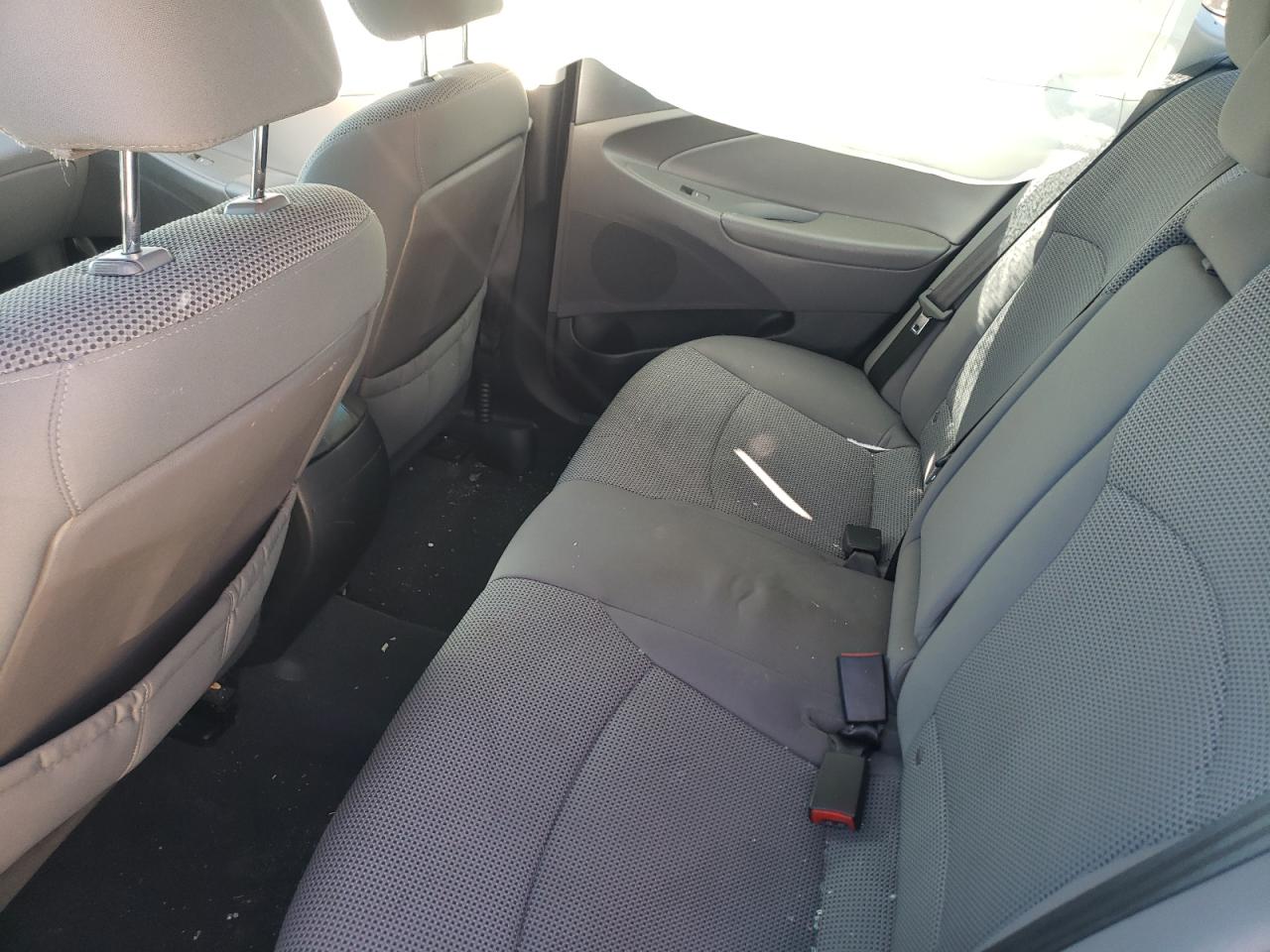 Photo 6 from auction – 2013 HYUNDAI SONATA GLS with VIN 5NPEB4AC2DH679732