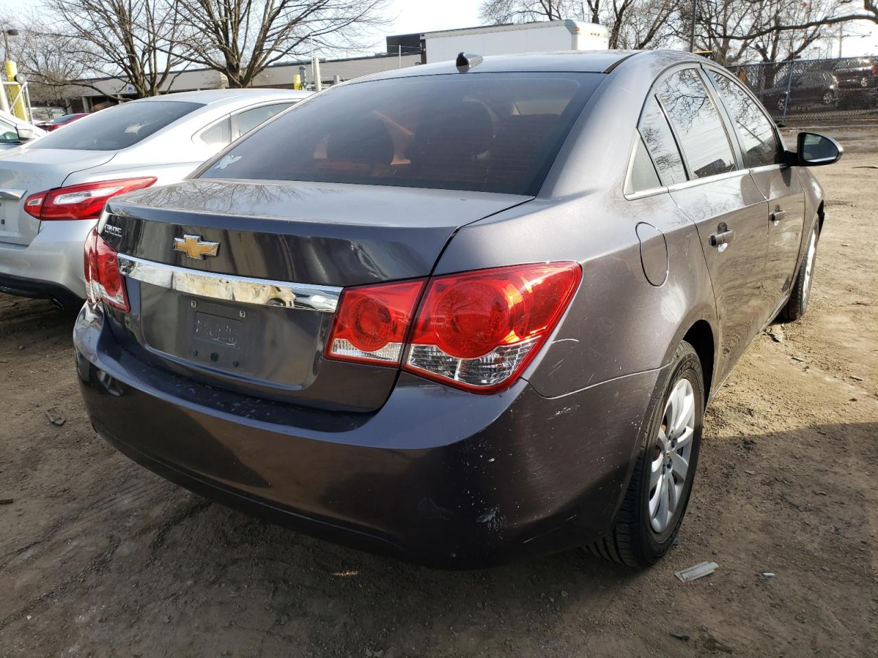 Photo 4 from auction – 2011 CHEVROLET CRUZE LS with VIN 1G1PC5SH6B7168993