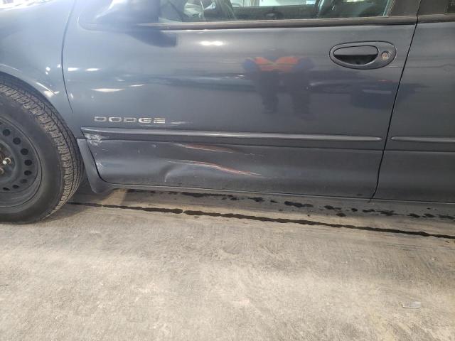 Photo 9 from auction – 2000 DODGE INTREPID with VIN 2B3HD46R4YH366542