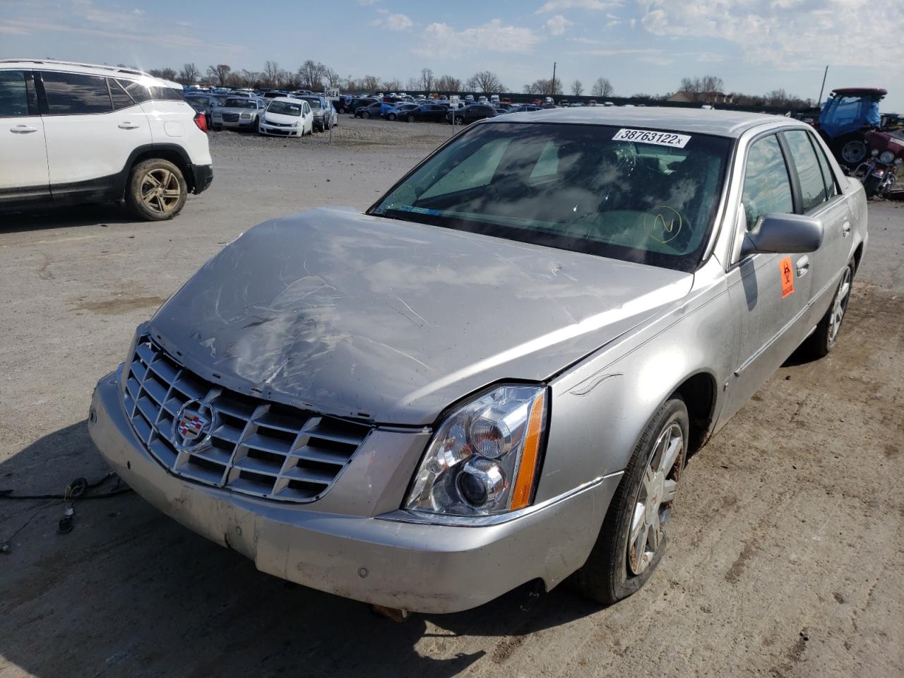 Photo 2 from auction – 2007 CADILLAC DTS with VIN 1G6KD57Y77U195512