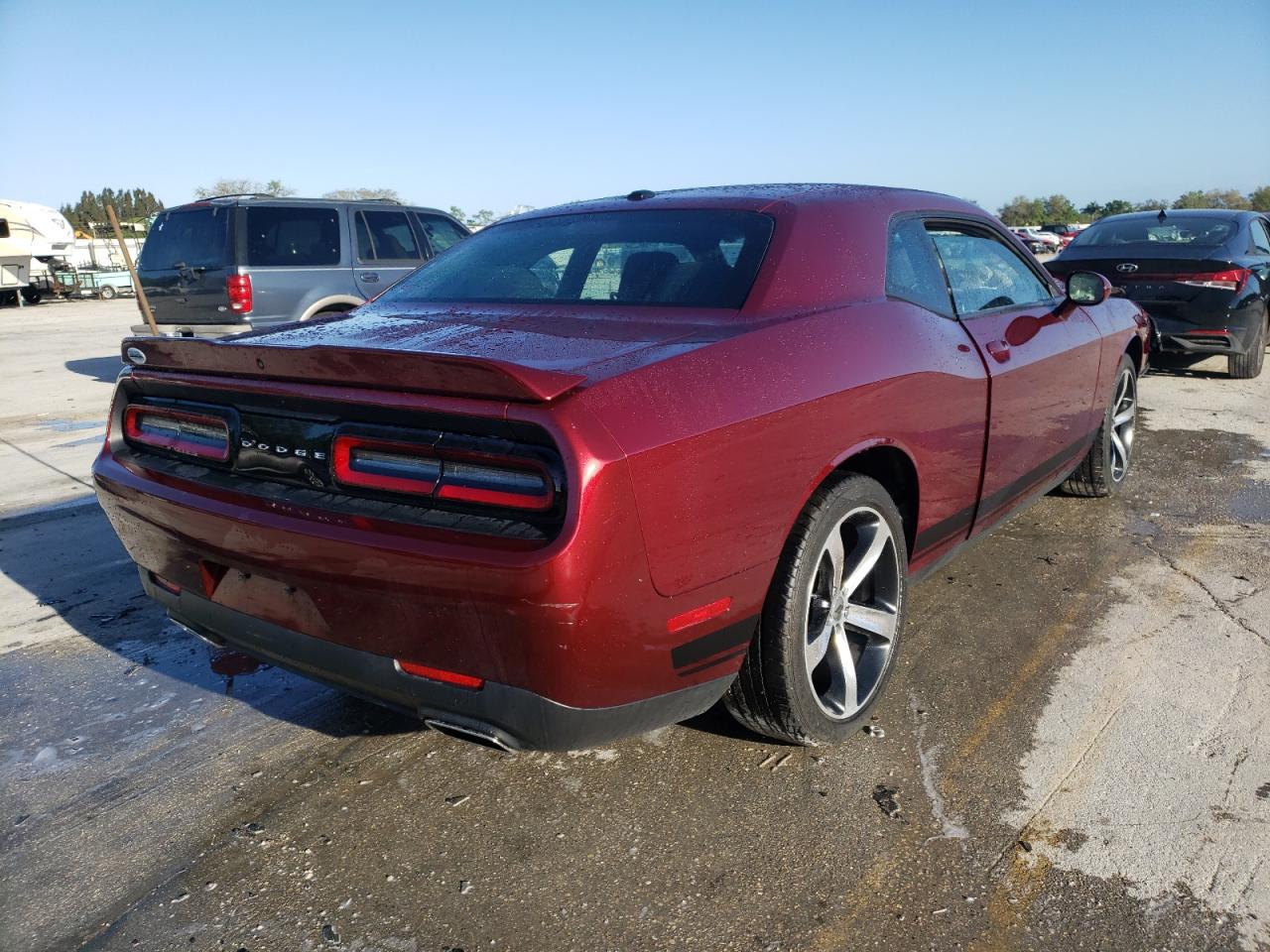 Photo 4 from auction – 2019 DODGE CHALLENGER with VIN 2C3CDZAG9KH649669