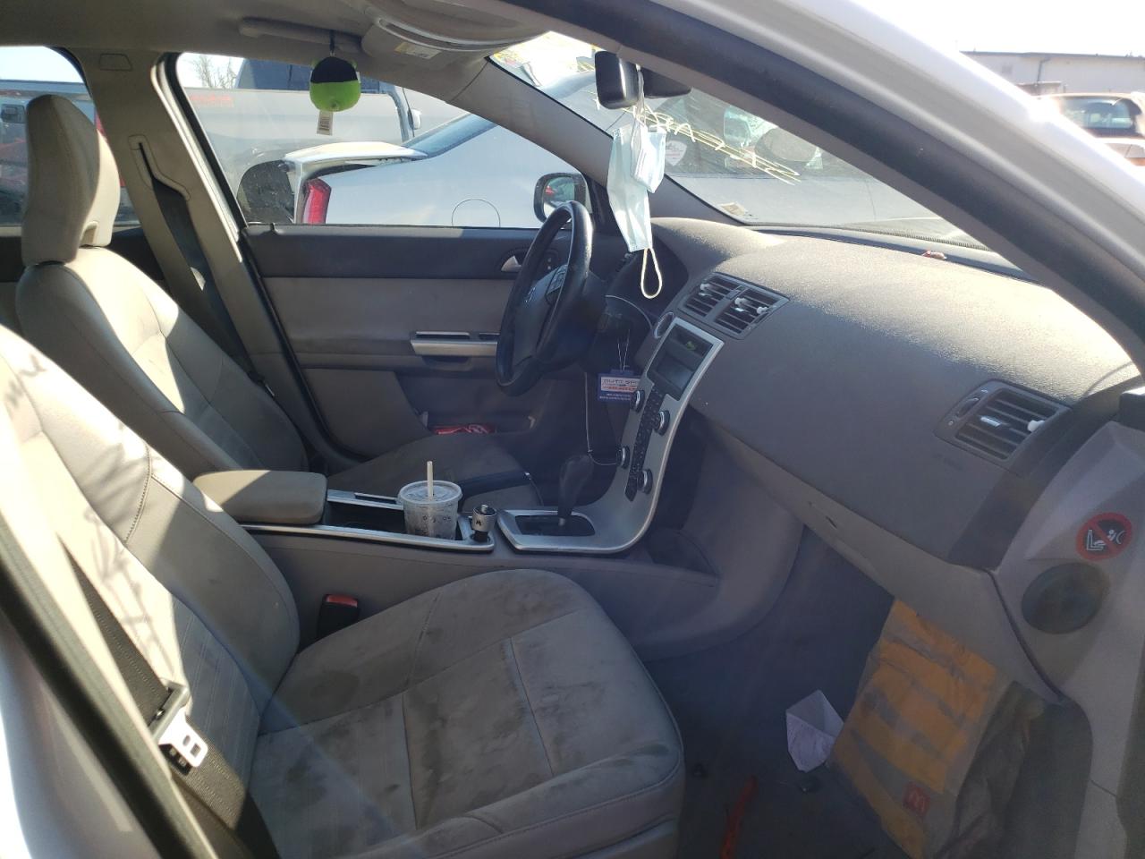 Photo 5 from auction – 2011 VOLVO S40 T5 with VIN YV1672MS0B2547185