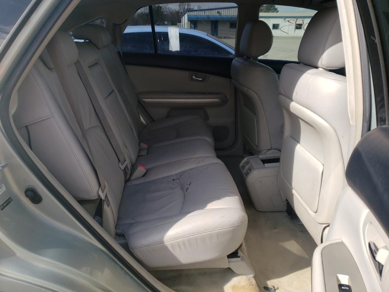 Photo 6 from auction – 2006 LEXUS RX 400 with VIN JTJHW31UX60010335