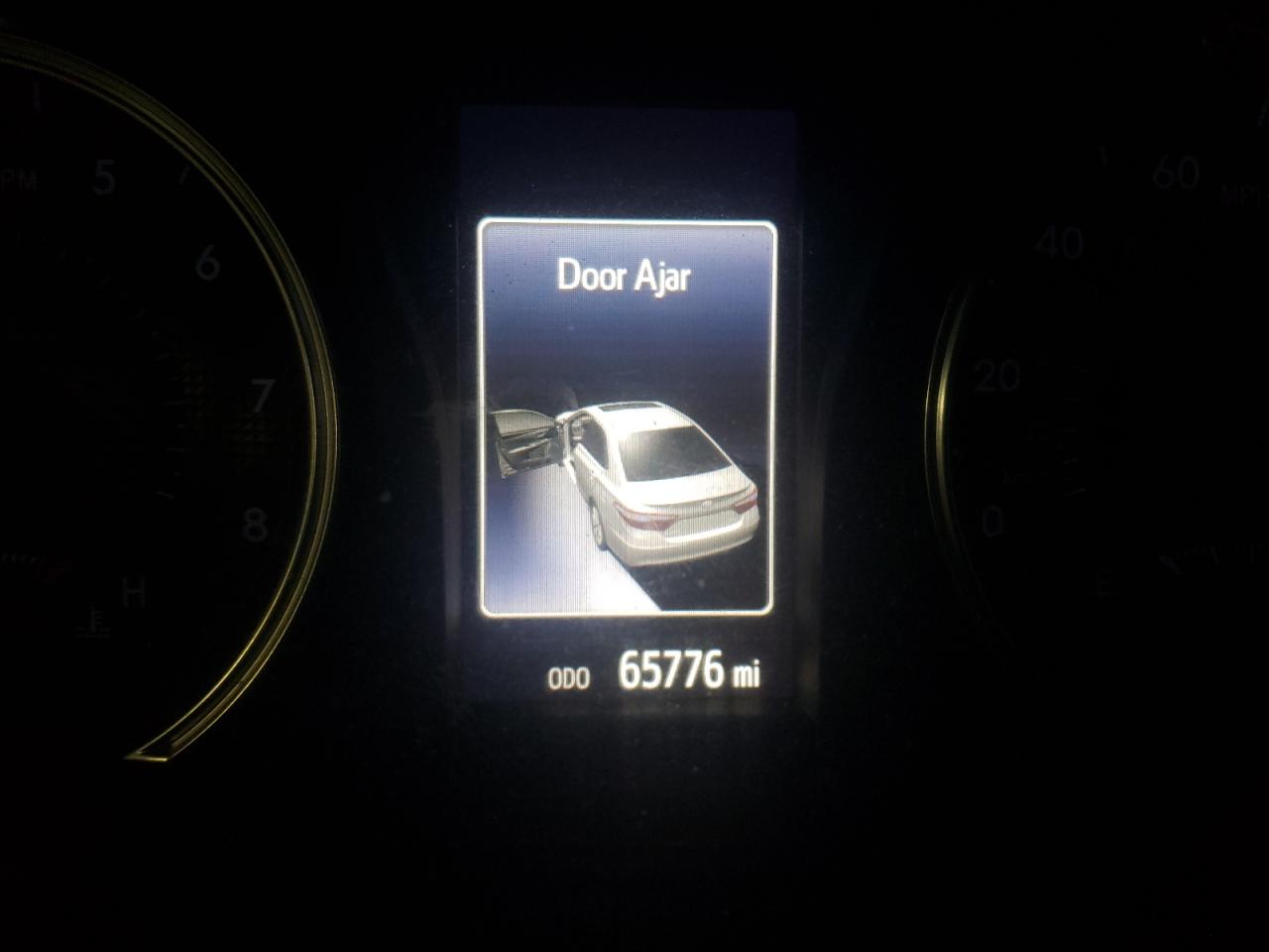 Photo 8 from auction – 2017 TOYOTA CAMRY LE with VIN 4T1BF1FK4HU367411