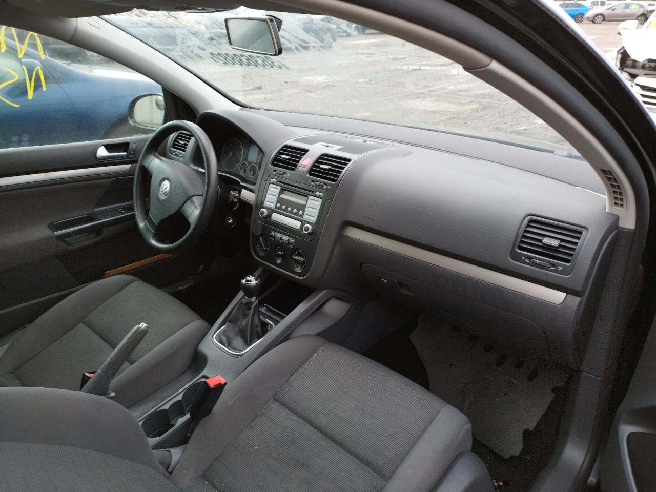 Photo 9 from auction – 2008 VOLKSWAGEN RABBIT with VIN WVWAA71K78W201008