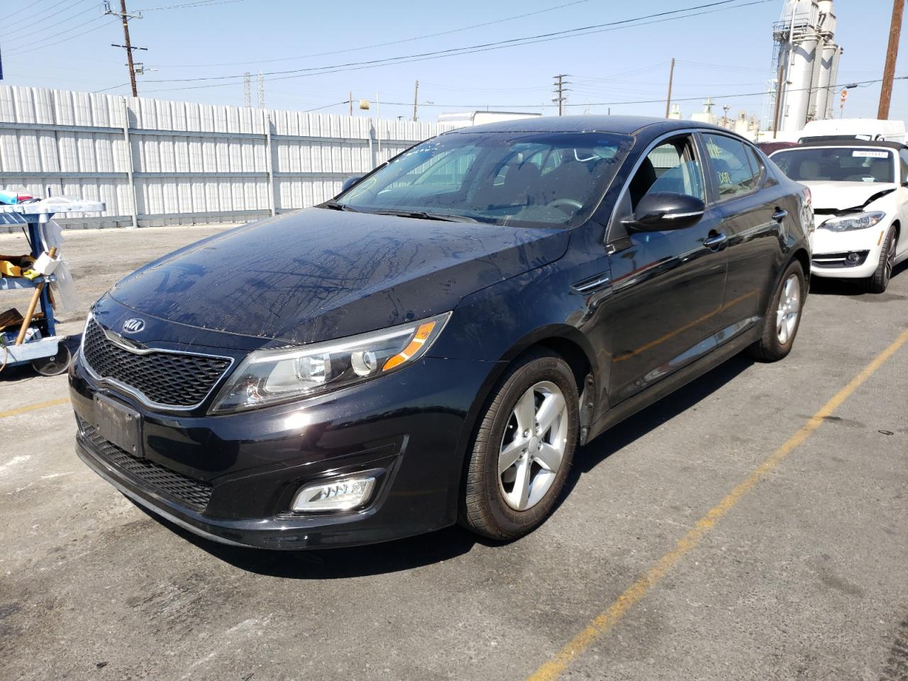 Photo 2 from auction – 2015 KIA OPTIMA LX with VIN 5XXGM4A72FG487487