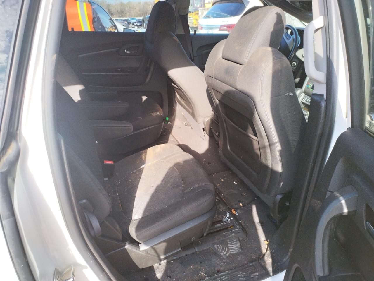 Photo 6 from auction – 2012 CHEVROLET TRAVERSE L with VIN 1GNKRJEDXCJ347602
