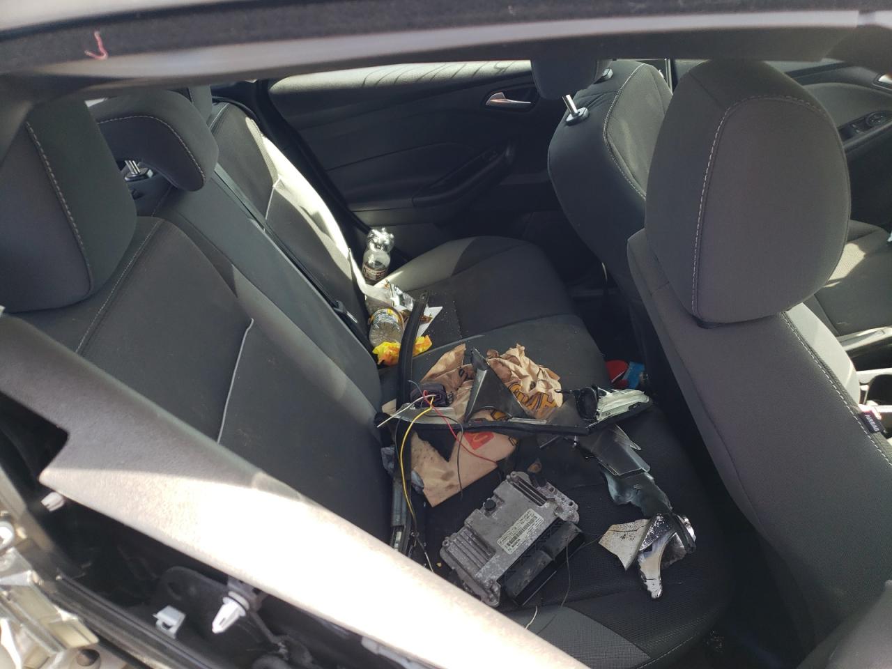 Photo 6 from auction – 2013 FORD FOCUS SE with VIN 1FADP3K26DL155997