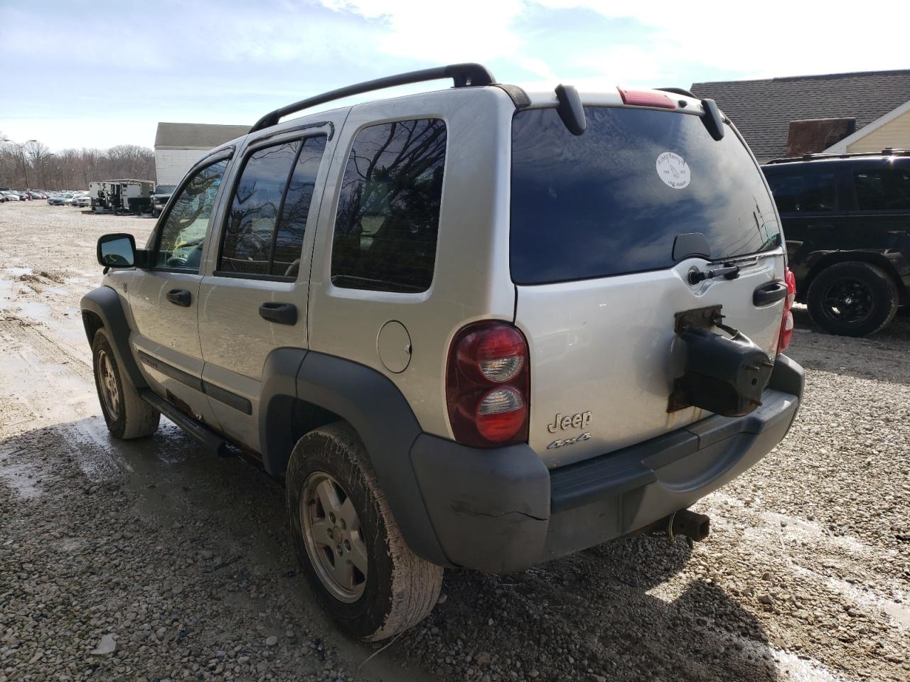 Photo 3 from auction – 2005 JEEP LIBERTY SP with VIN 1J4GL48K35W570107
