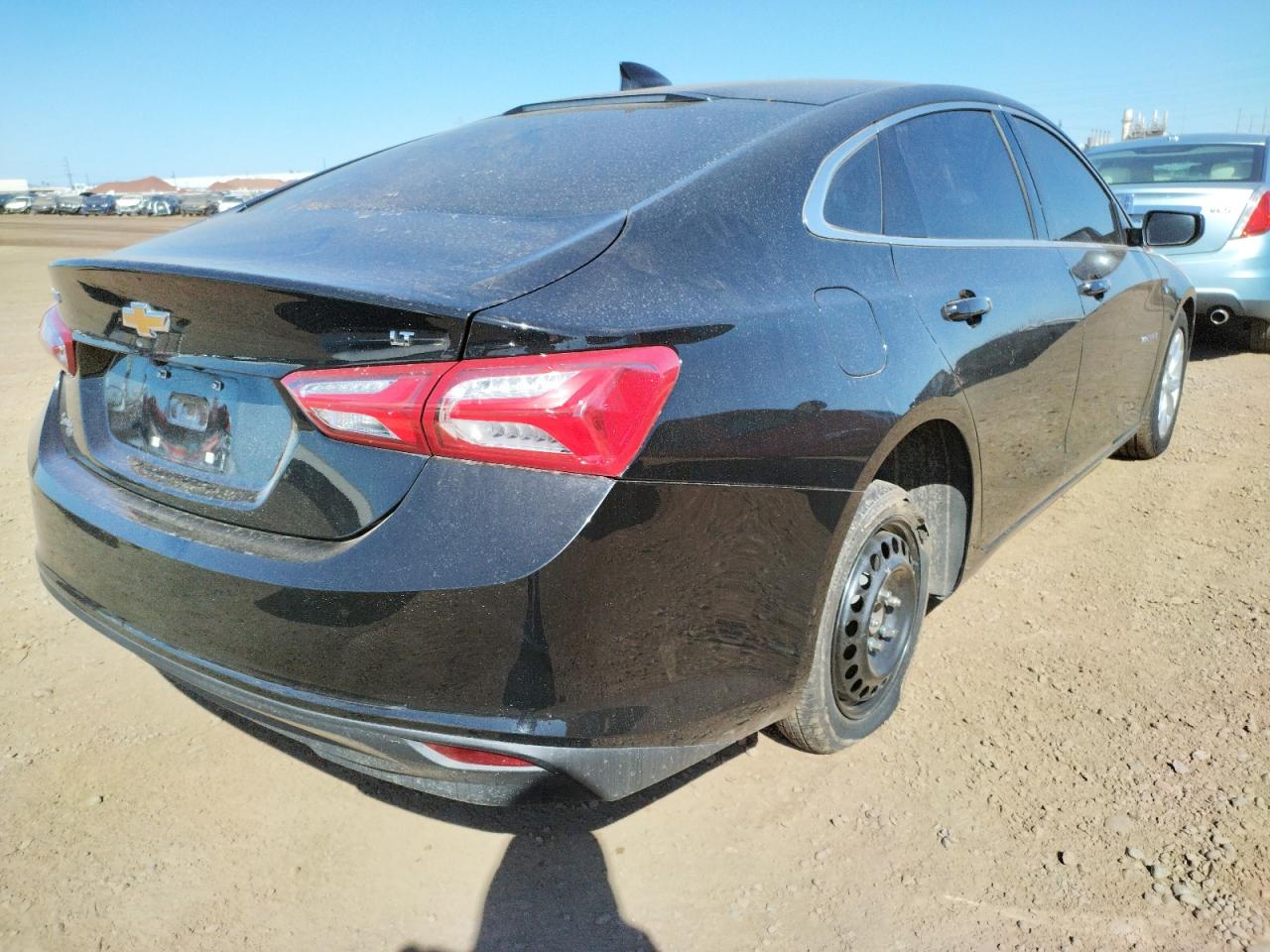 Photo 4 from auction – 2019 CHEVROLET MALIBU LT with VIN 1G1ZD5ST6KF126209