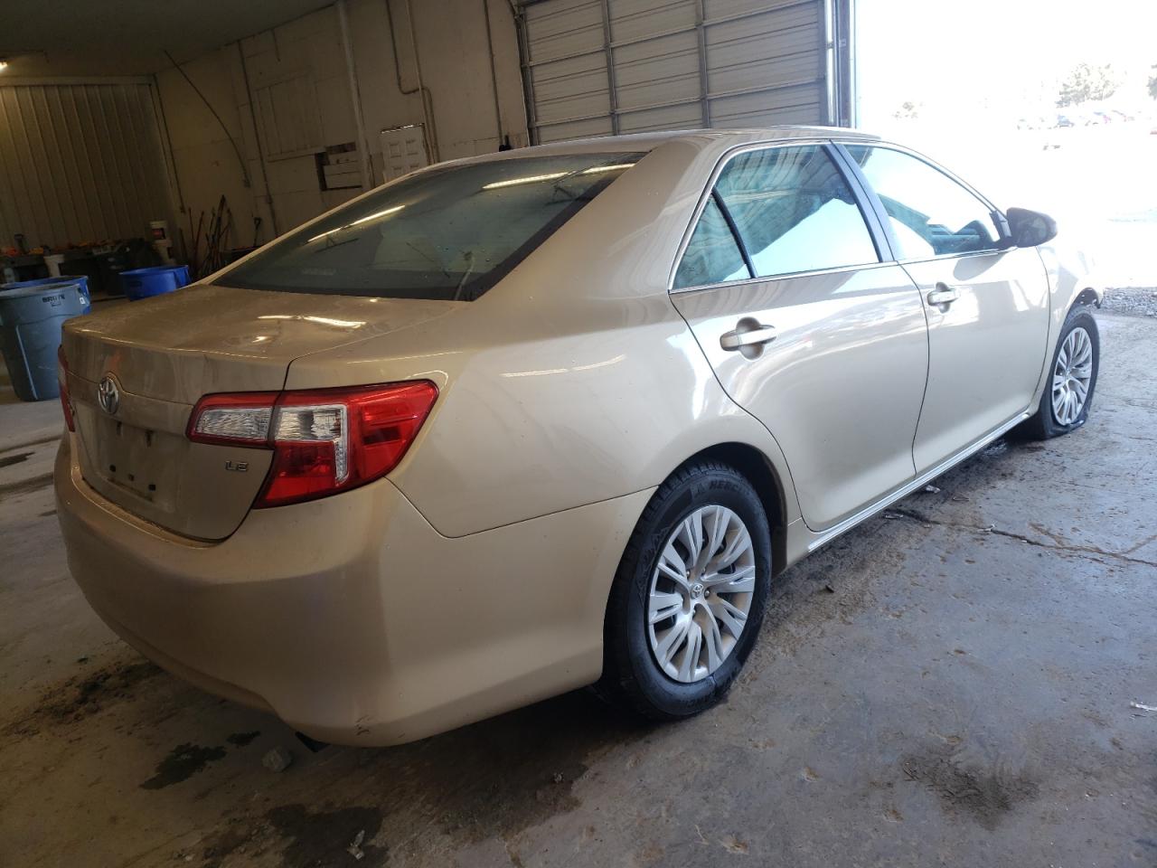 Photo 4 from auction – 2012 TOYOTA CAMRY BASE with VIN 4T1BF1FK0CU052940