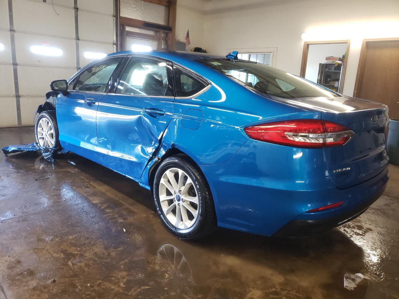 Photo 3 from auction – 2020 FORD FUSION SE with VIN 3FA6P0HD5LR233220
