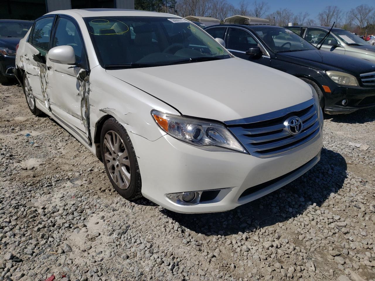 TOYOTA AVALON BAS 2011 with VIN 4T1BK3DB2BU438655 - Photo from auction