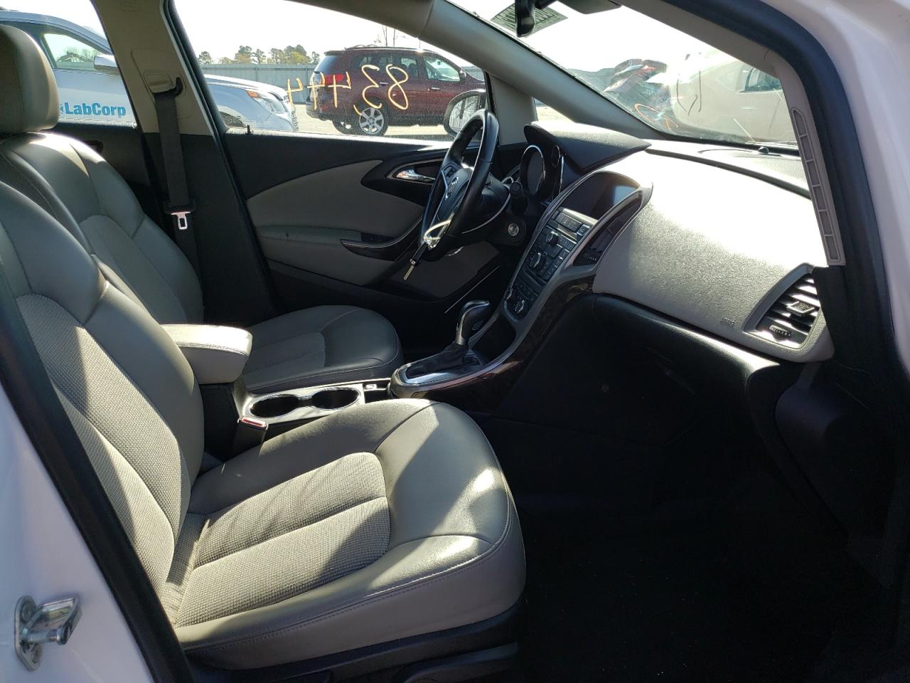Photo 5 from auction – 2017 BUICK VERANO SPO with VIN 1G4PR5SKXH4105483