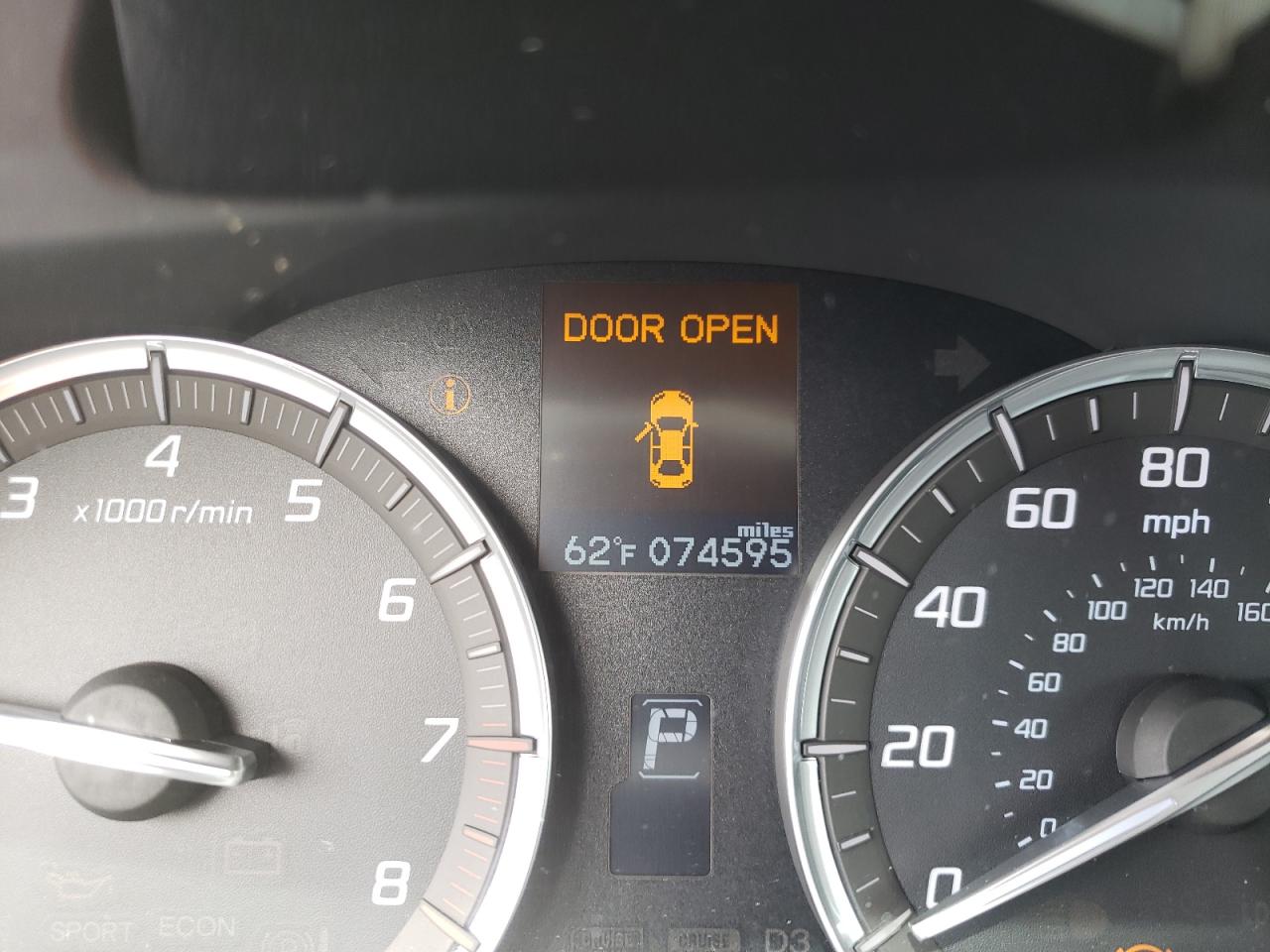 Photo 8 from auction – 2015 ACURA TLX with VIN 19UUB1F30FA029912