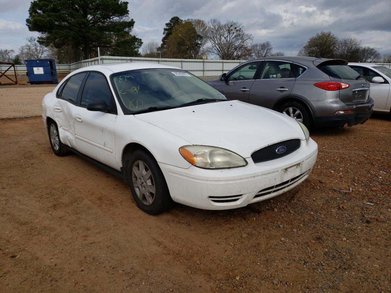 FORD TAURUS SE 2006 with VIN 1FAFP53U46A146976 - Photo from auction