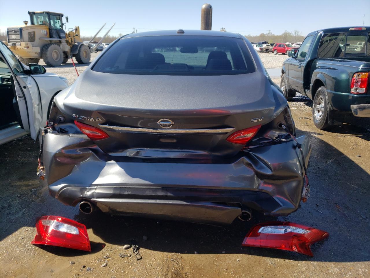 Photo 9 from auction – 2016 NISSAN ALTIMA 2.5 with VIN 1N4AL3AP1GC273410