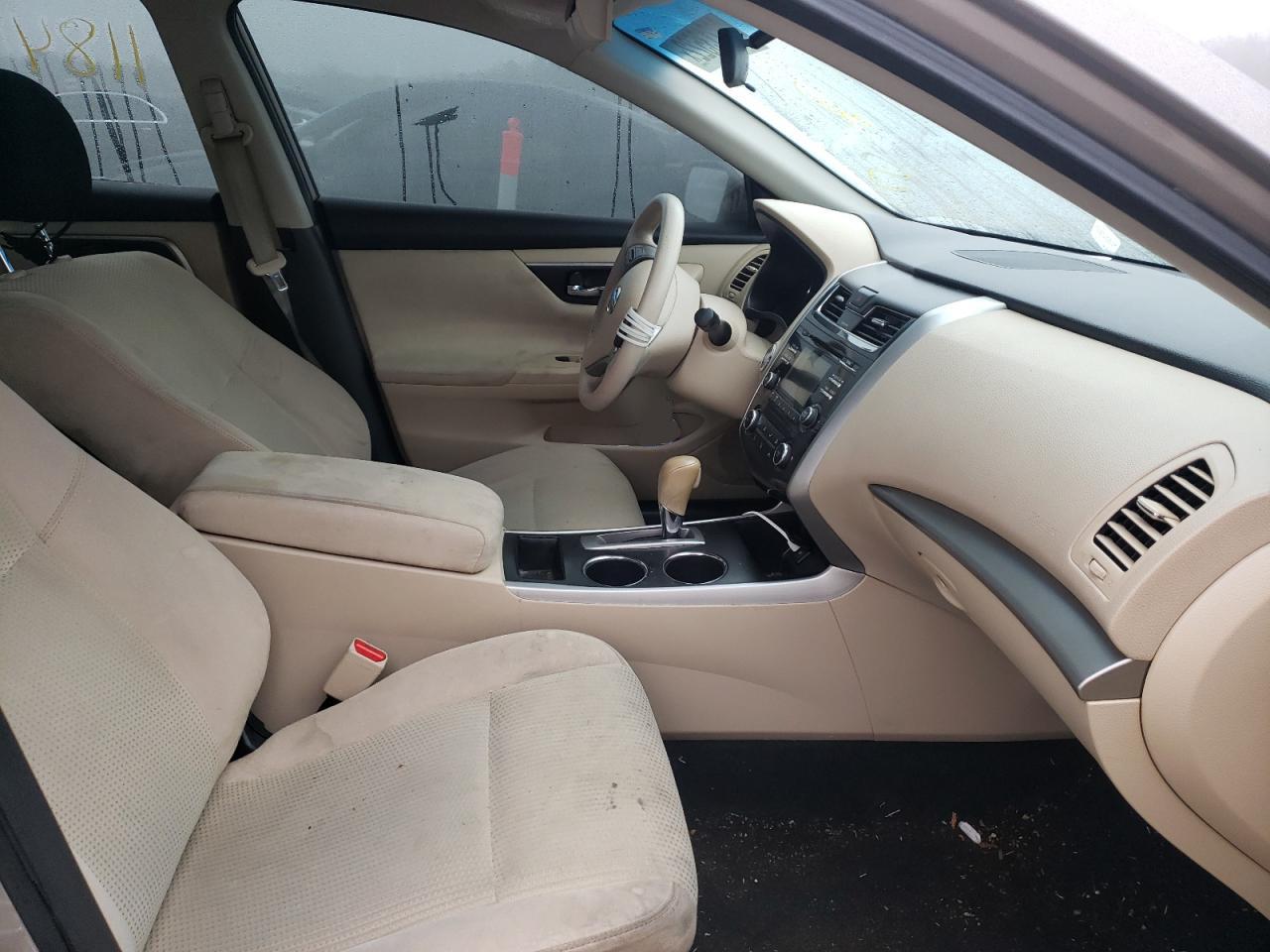 Photo 5 from auction – 2015 NISSAN ALTIMA 2.5 with VIN 1N4AL3AP1FN322902