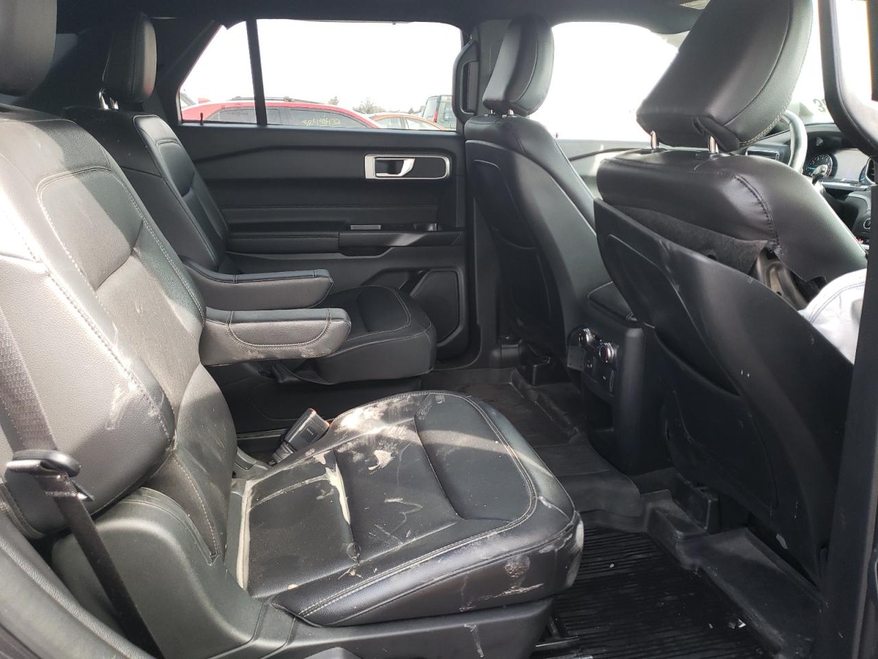 Photo 6 from auction – 2020 FORD EXPLORER X with VIN 1FMSK8DH1LGC26279