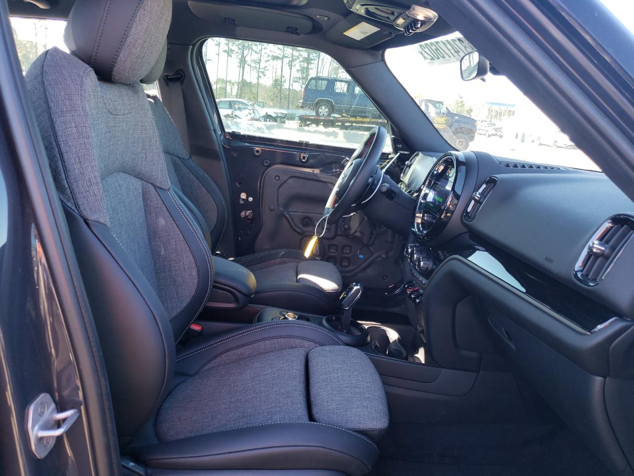 صورة رقم 5 من المزاد - 2021 MINI COOPER S C مع VIN WMZ83BR06M3M73754
