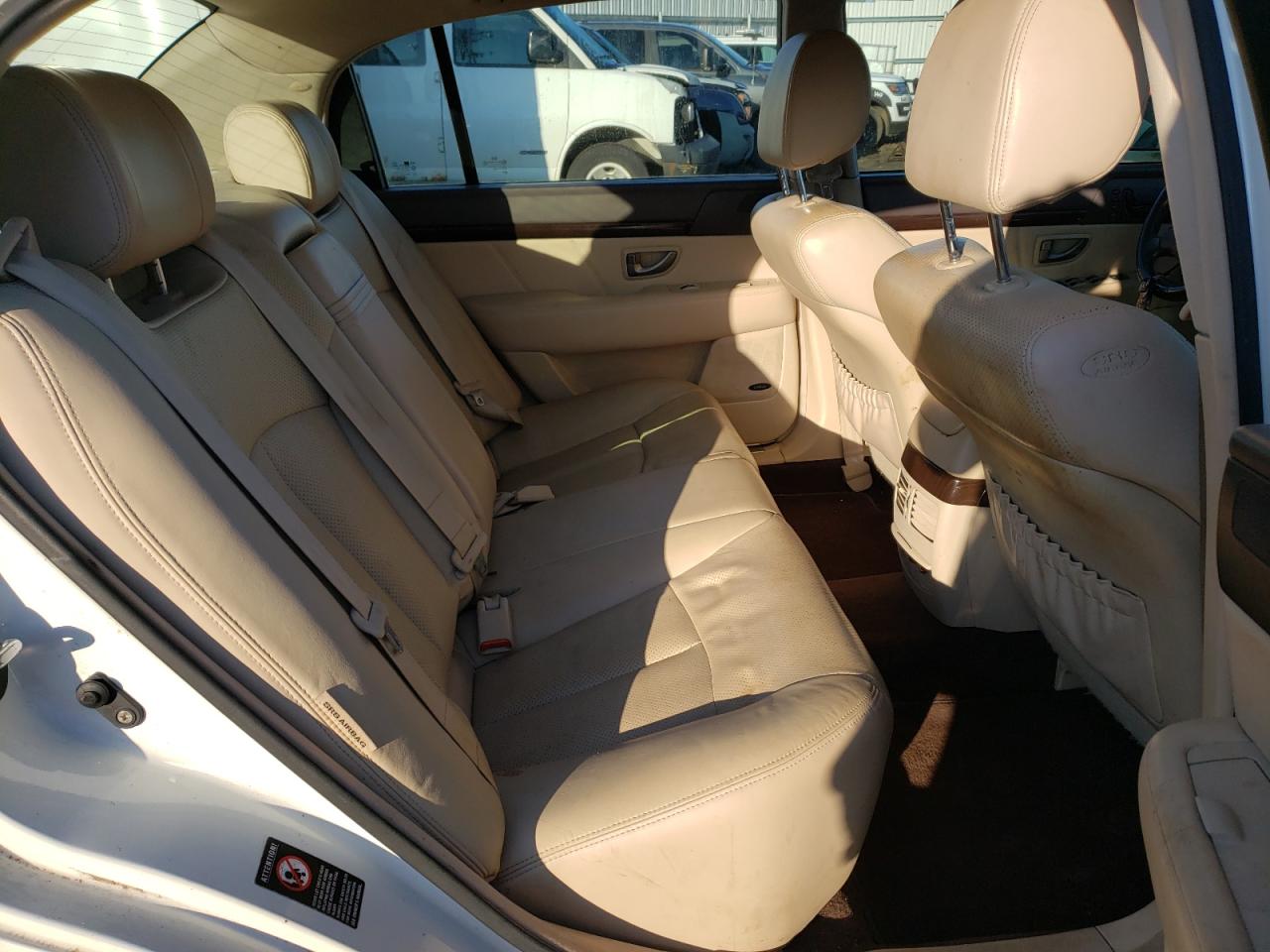 Photo 6 from auction – 2008 KIA AMANTI with VIN KNALD125385157615