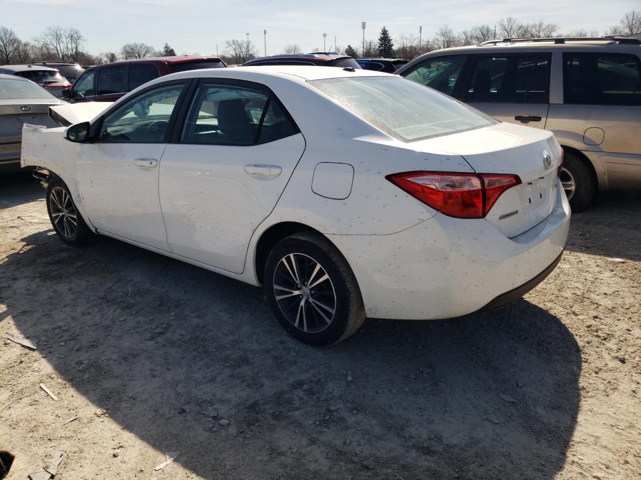 Photo 3 from auction – 2018 TOYOTA COROLLA L with VIN 2T1BURHE4JC994287