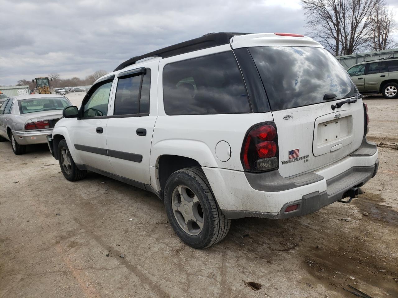 Photo 3 from auction – 2005 CHEVROLET TRAILBLAZE with VIN 1GNET16S656167986