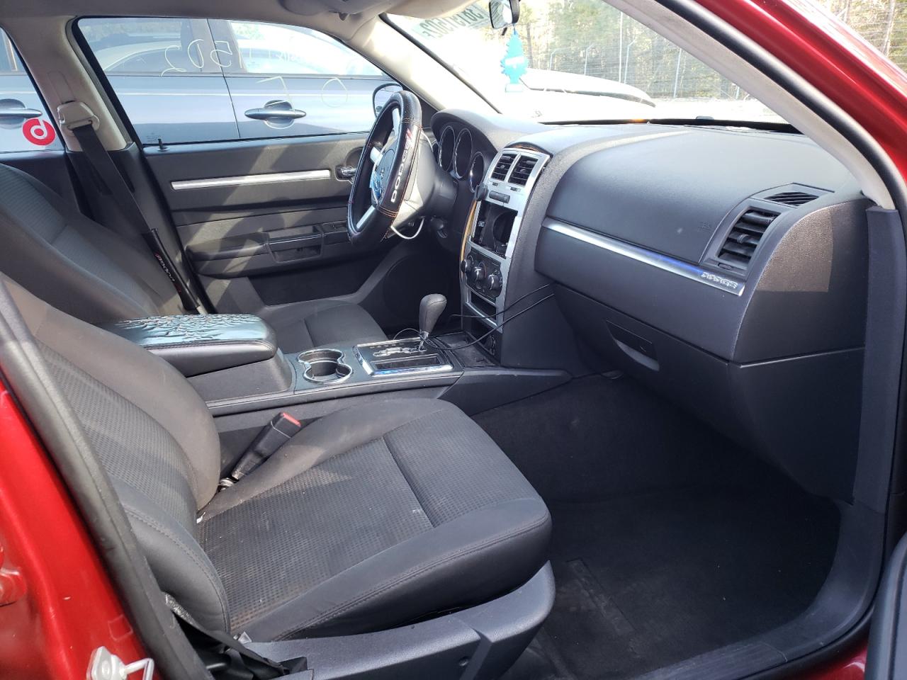 Photo 5 from auction – 2010 DODGE CHARGER with VIN 2B3CA3CV0AH106613
