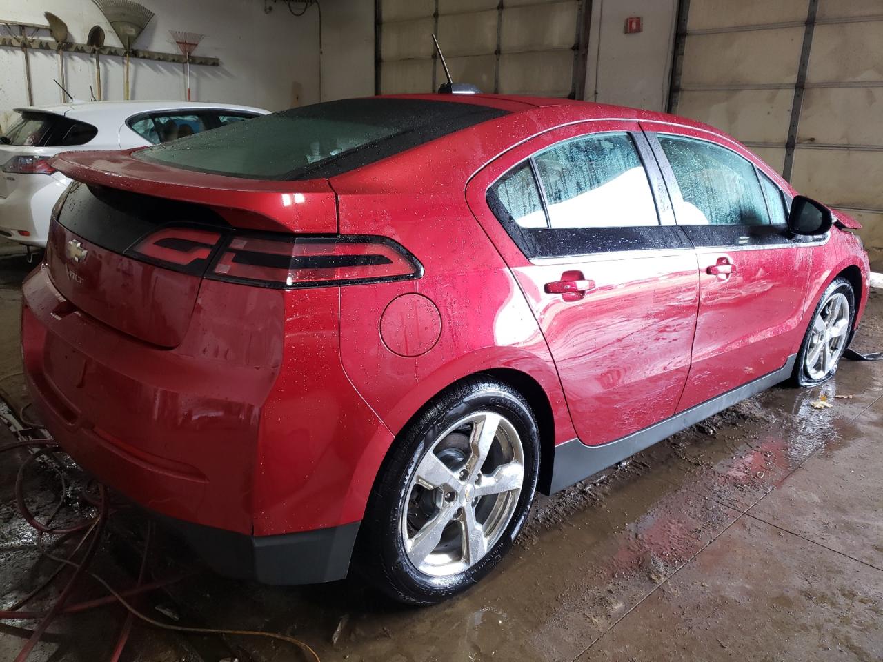 Photo 4 from auction – 2015 CHEVROLET VOLT with VIN 1G1RB6E46FU121870