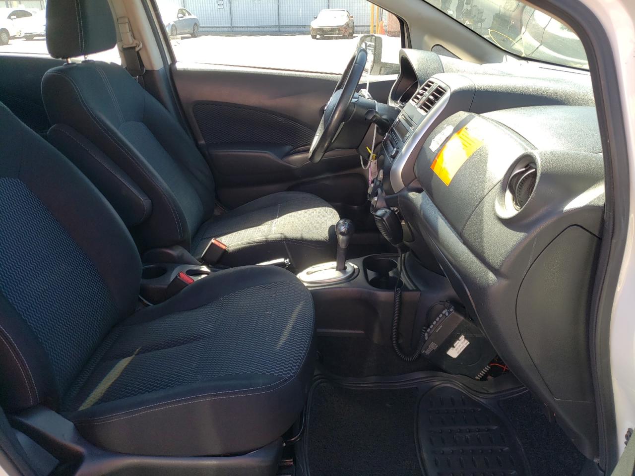 Photo 5 from auction – 2014 NISSAN VERSA NOTE with VIN 3N1CE2CP7EL404915